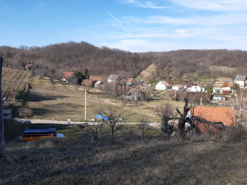 For sale periphery plot, Szekszárd, Felsőváros