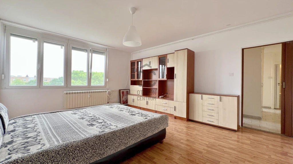 Kiadó társasházi lakás, Szekszárd, Városközpont