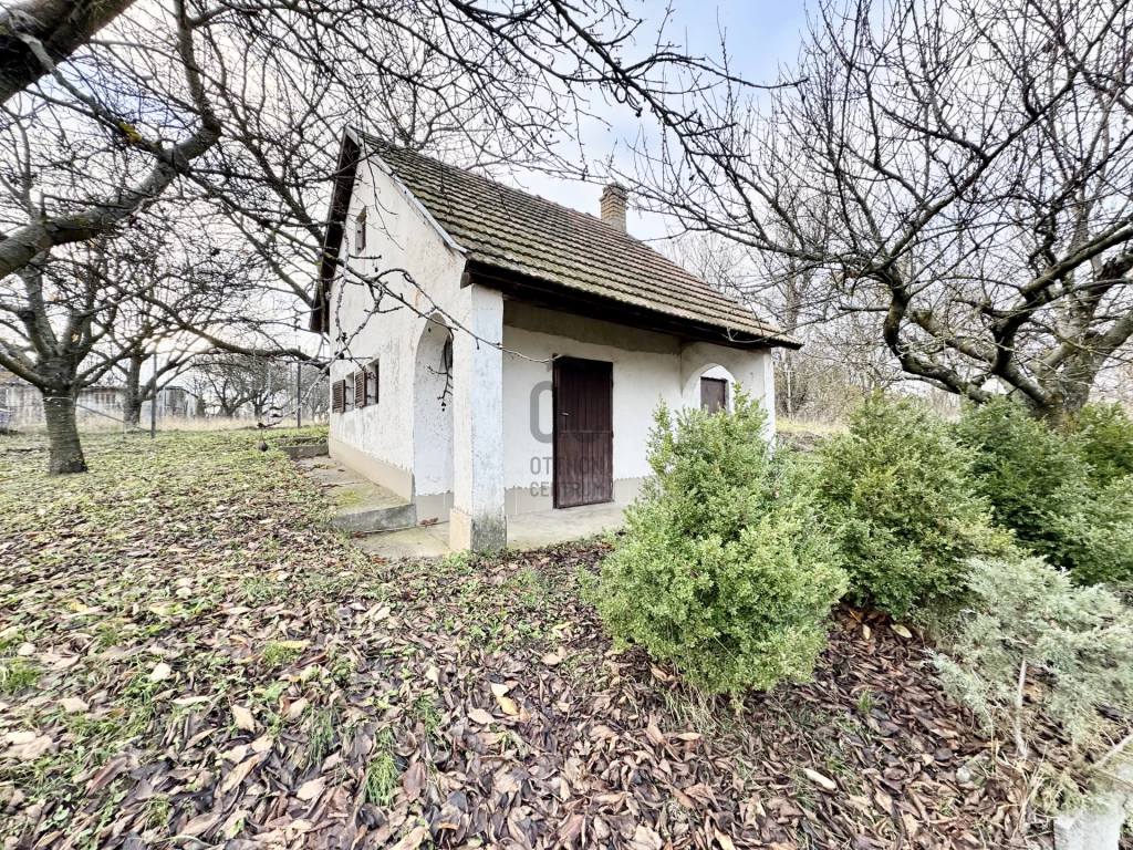 Eladó tanya, Szekszárd, Szekszárd