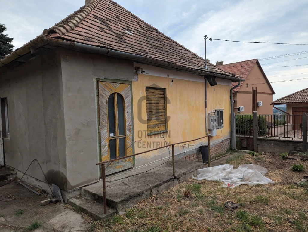 c3-1-name c2-1-name, Szekszárd, Előhegy