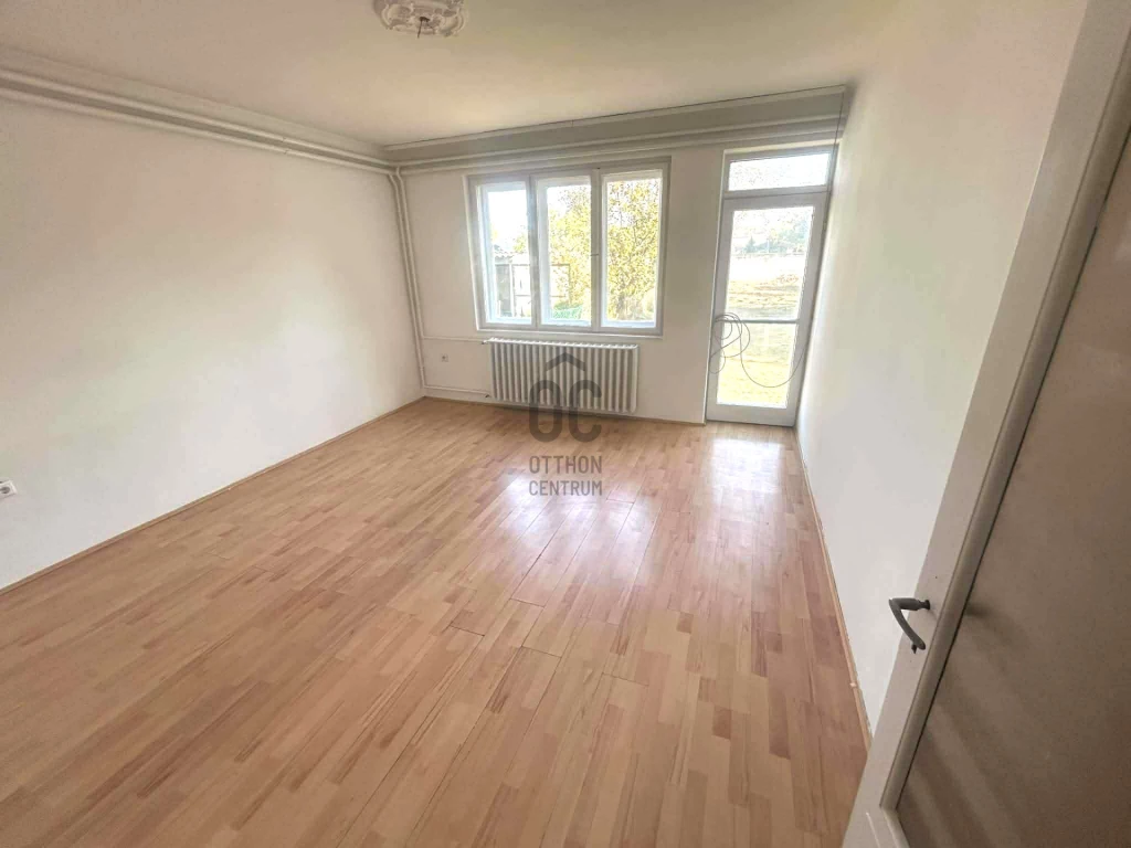 Eladó családi ház, Szekszárd, Újváros
