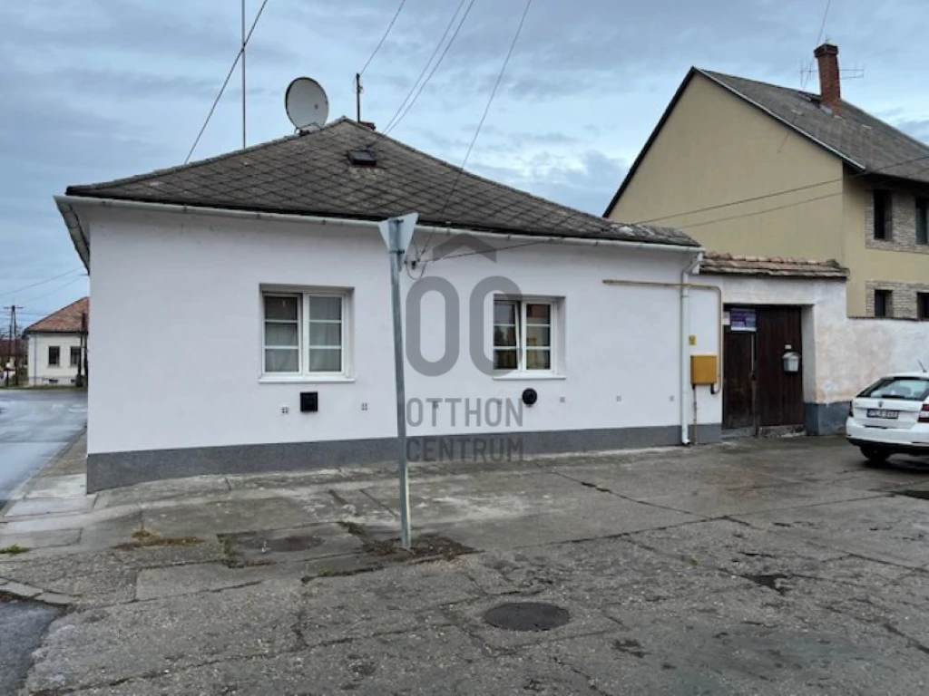 Eladó téglalakás, Kalocsa, Kalocsa