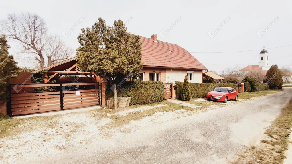 For sale house, Noszlop