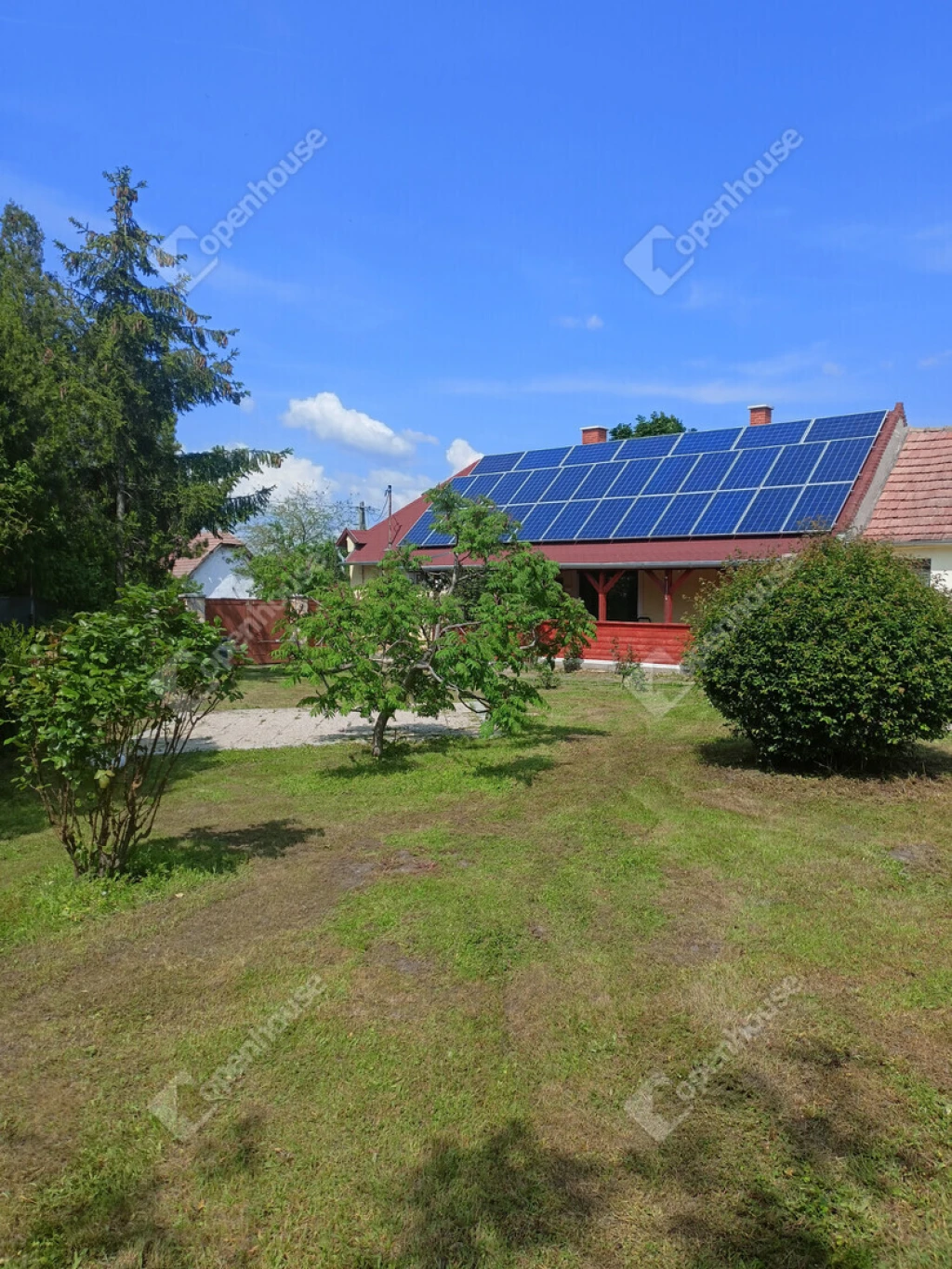 Noszlopon eladó egy 73 négyzetméteres, fűtéskorszerűsített családi ház