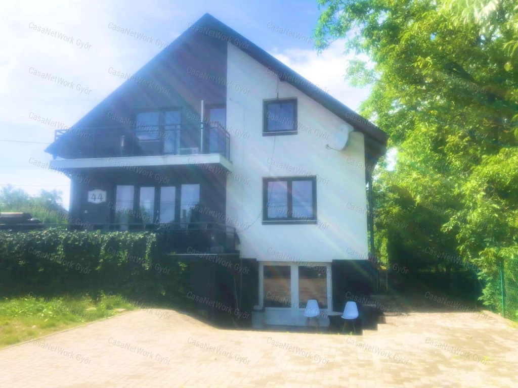 For sale semi-detached house, Balatonfüred