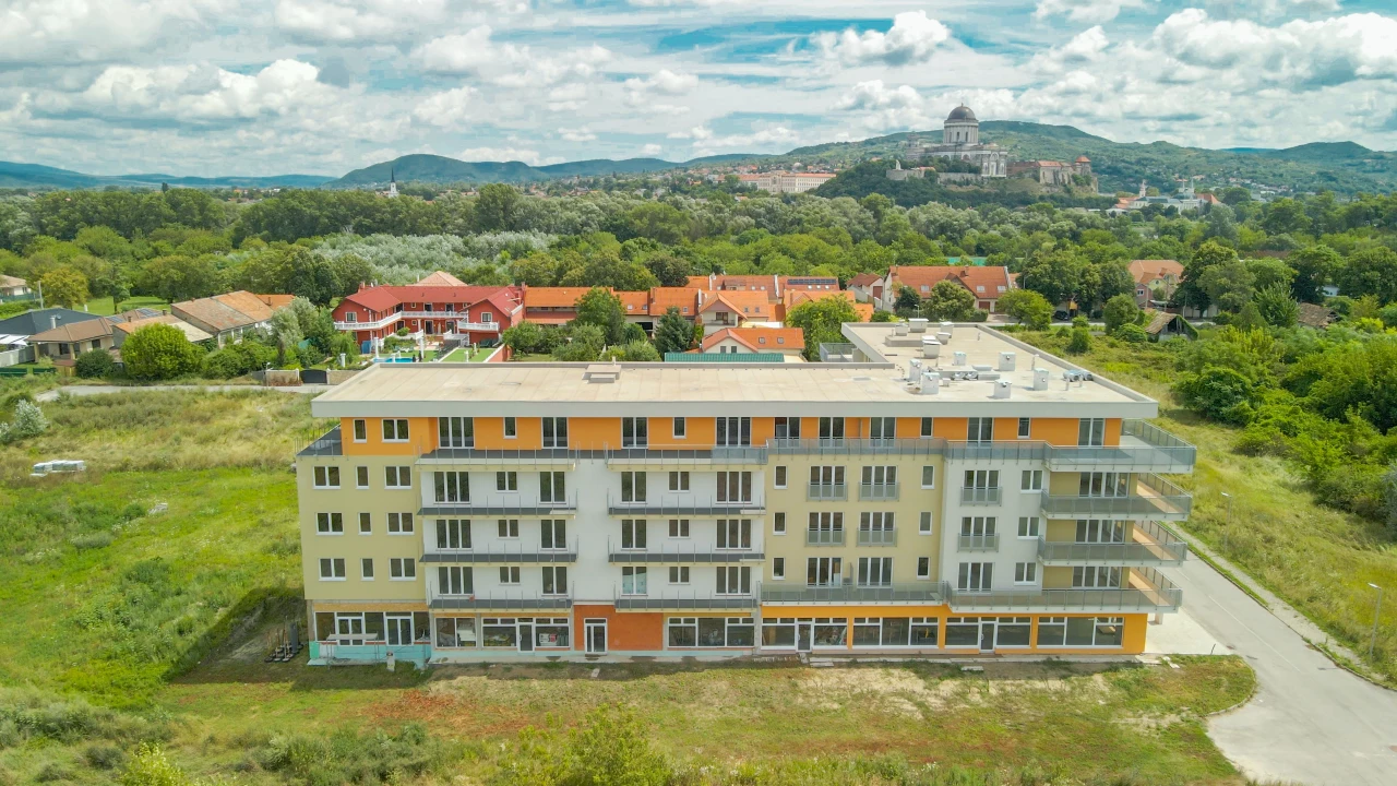 Eladó téglalakás, Sturovo/Parkany