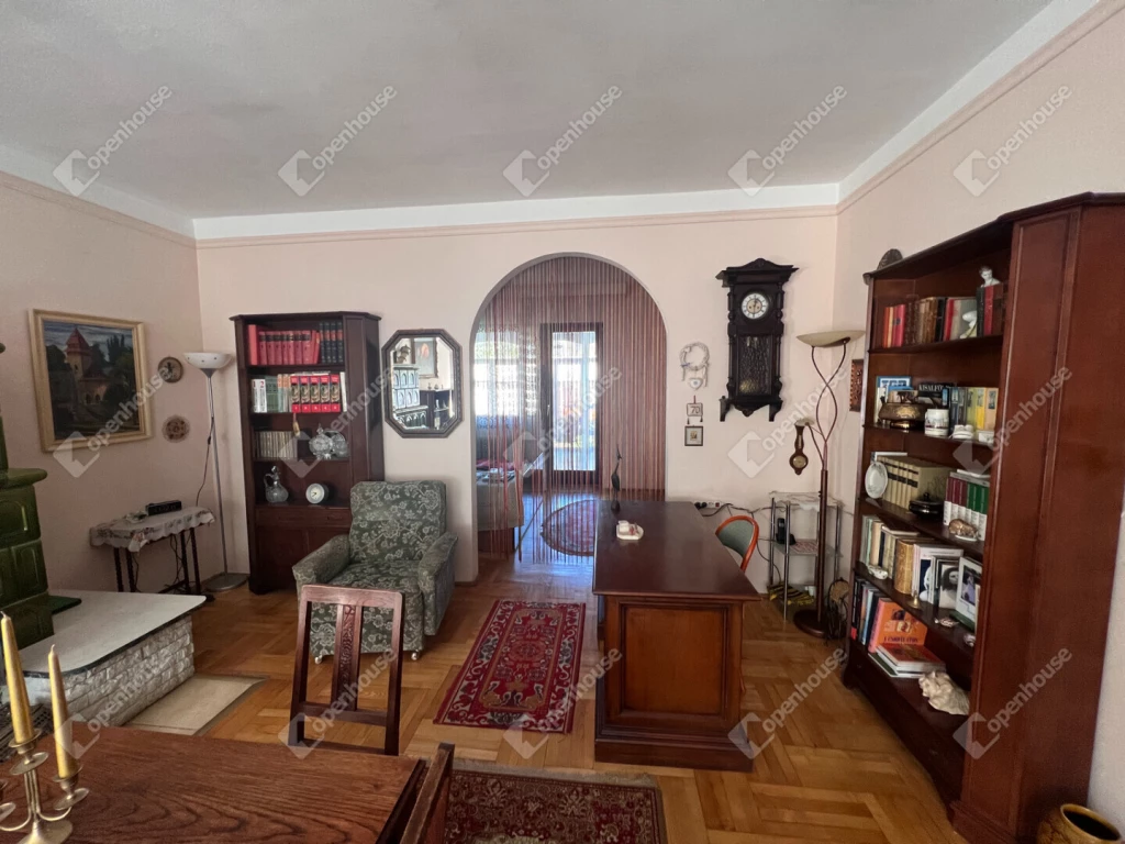 c3-1-name c2-82-name, Sopron