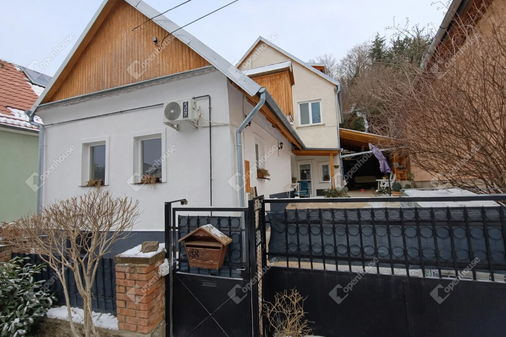 c3-1-name c2-1-name, Sopron, Bánfalva-Kertváros