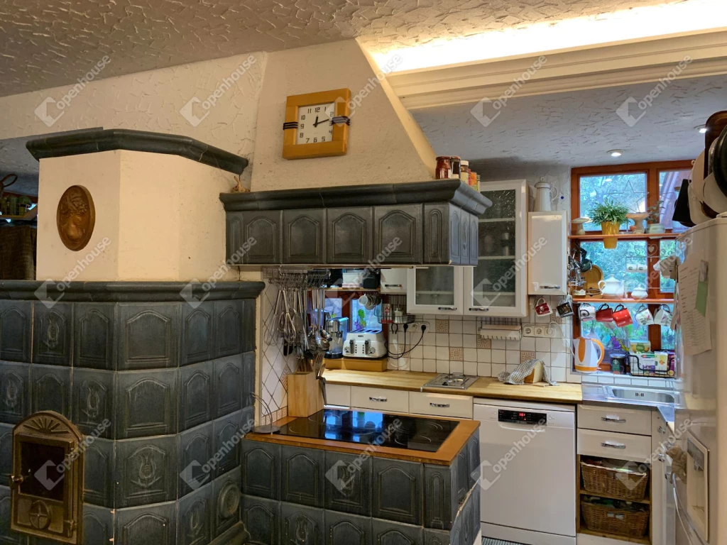 c3-1-name c2-1-name, Sopron, Virágvölgy