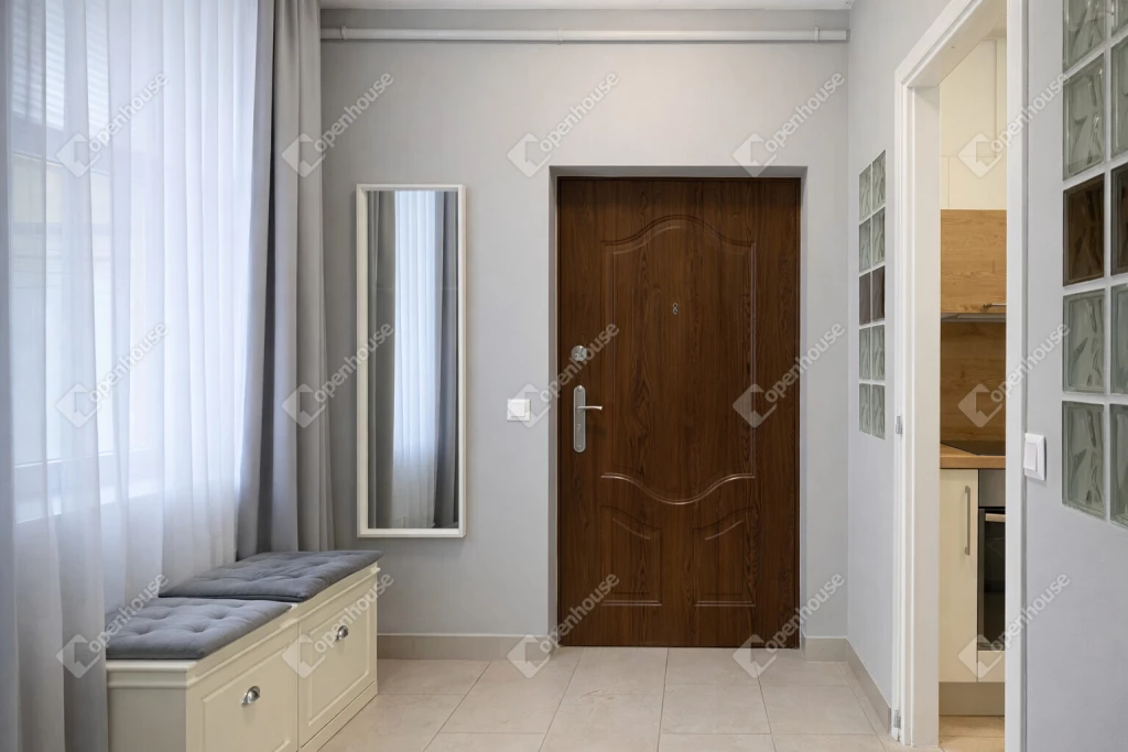 c3-1-name c2-19-name, Sopron, Belváros