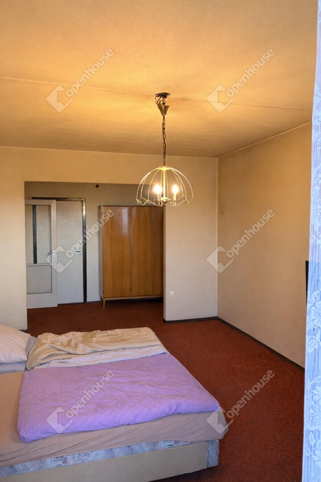 c3-1-name c2-20-name, Sopron, Jereván ltp.