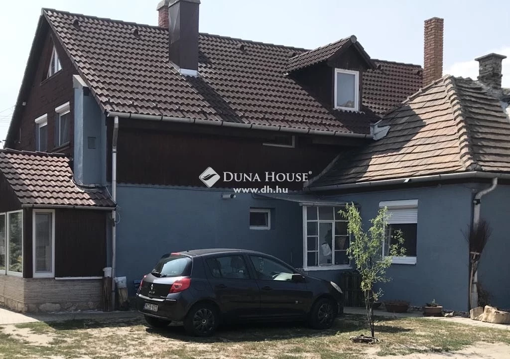 For sale house, Tata, Szőgyéni utca