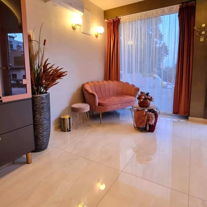 Eladó téglalakás, Pécs