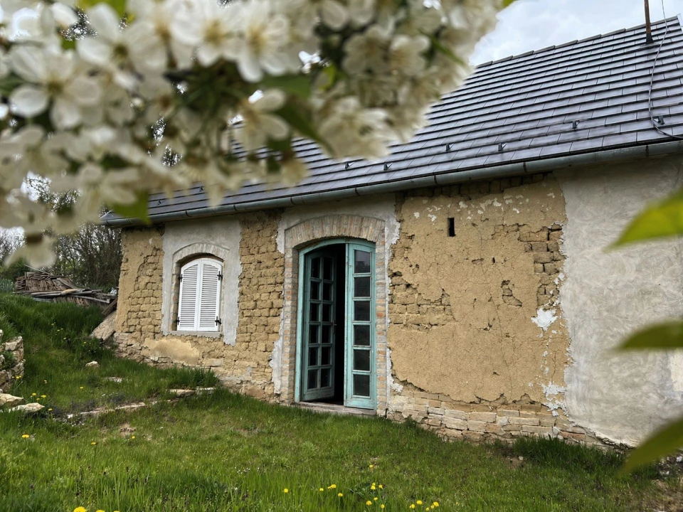 Eladó zártkert, Nagynyárád