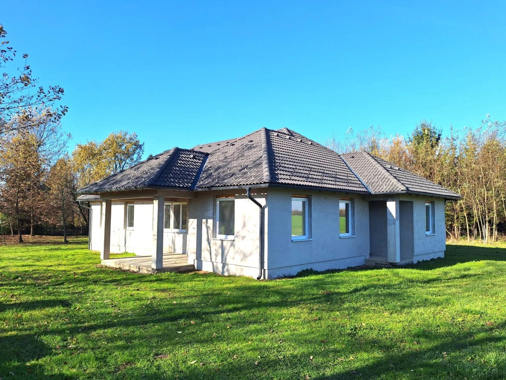 c3-1-name c2-1-name, Hegyhátszentmárton