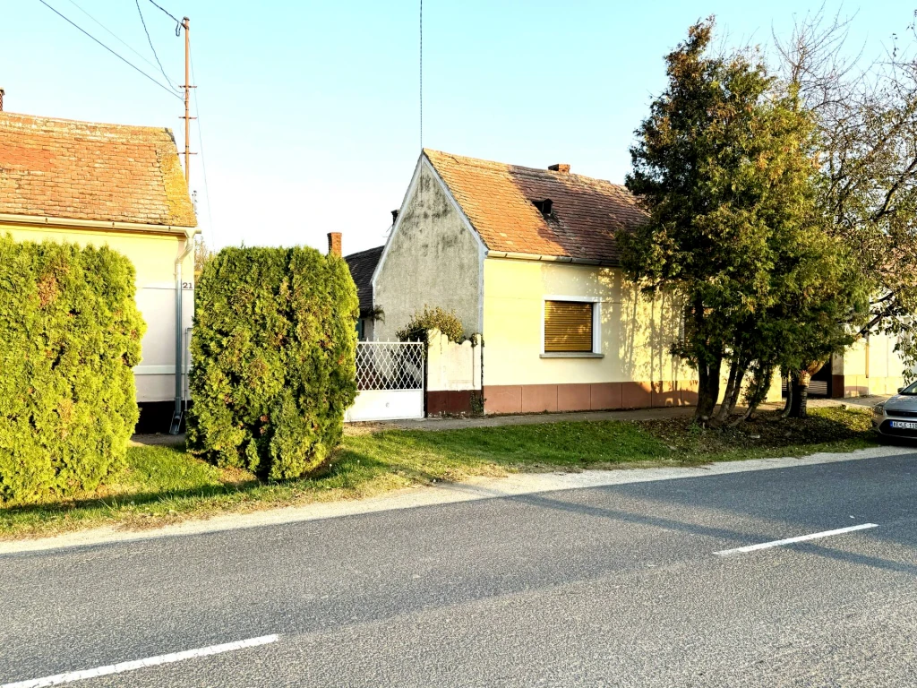 Legyen projektvezető! Alkossa meg saját otthonát! – felújítandó családi ház Sárváron