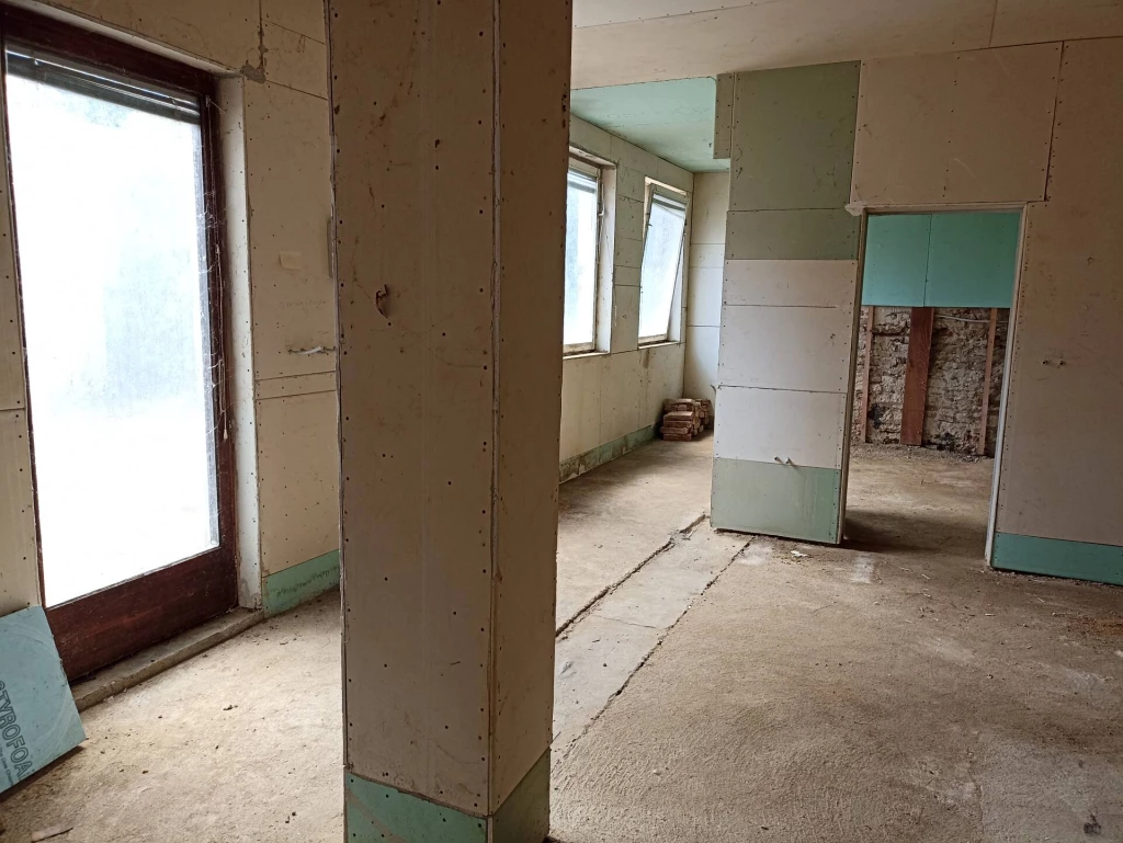 Saját ízlés szerint befejezhető.