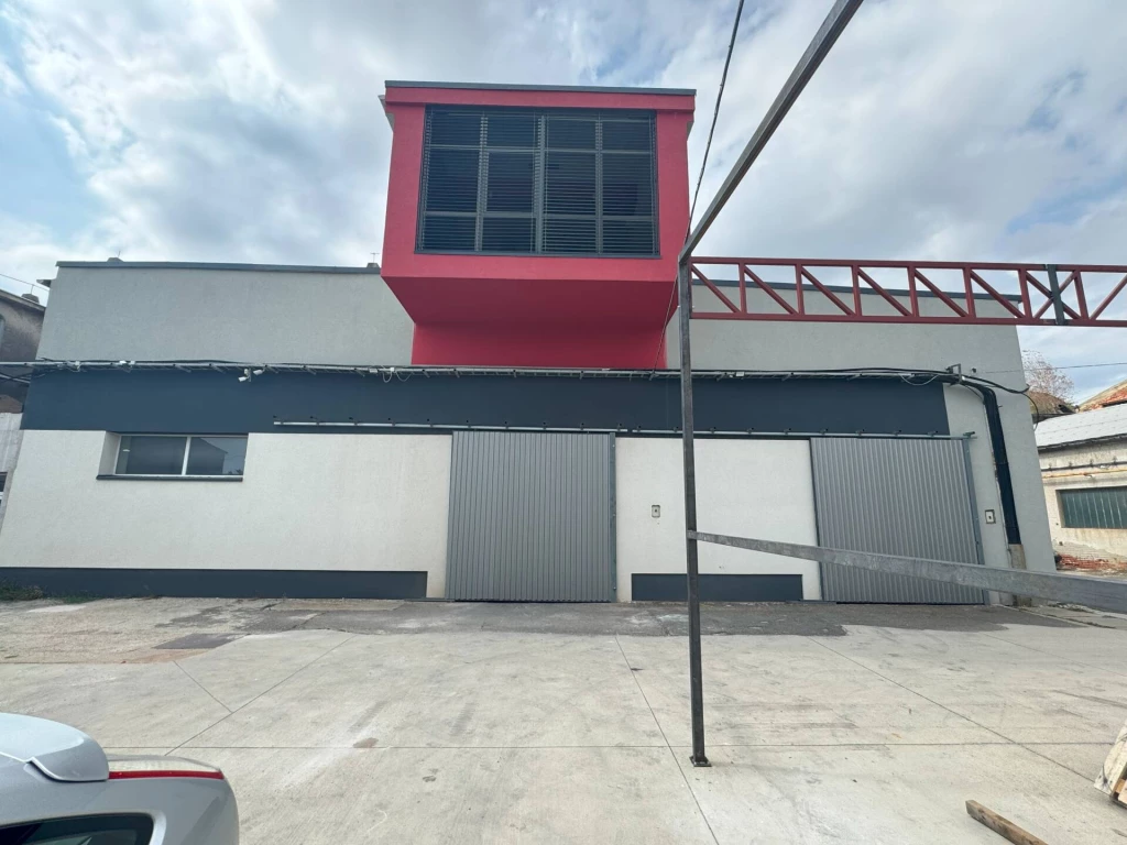 c3-1-name c2-6-name, Szombathely