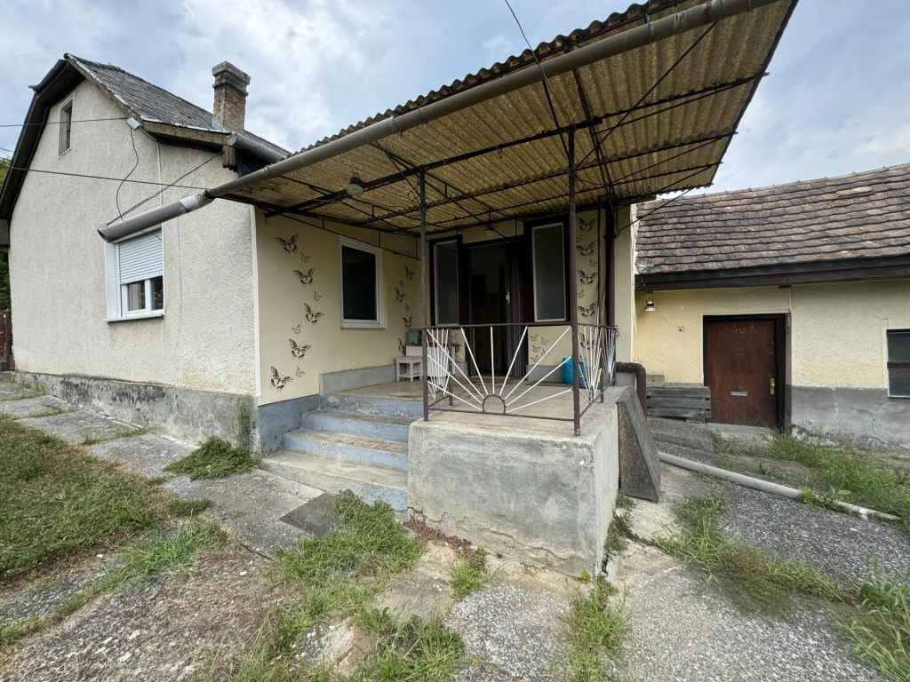 For sale house, Nagylóc