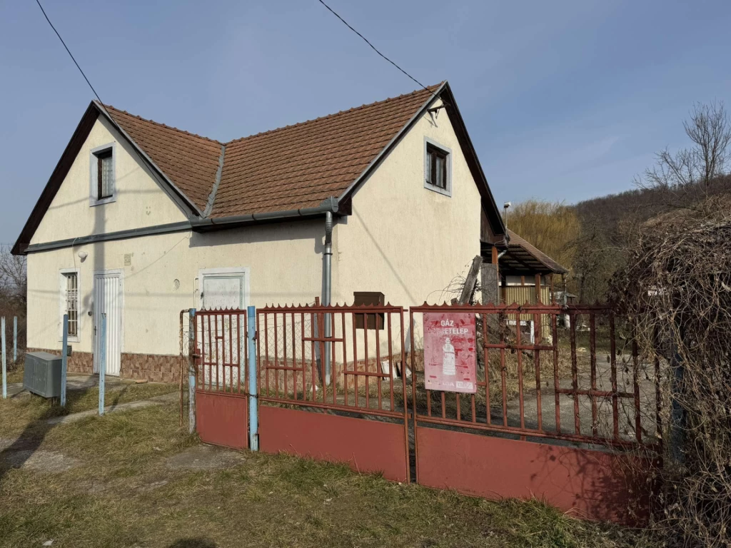 For sale house, Nagylóc