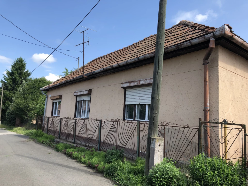 Eladó családi ház, Salgótarján