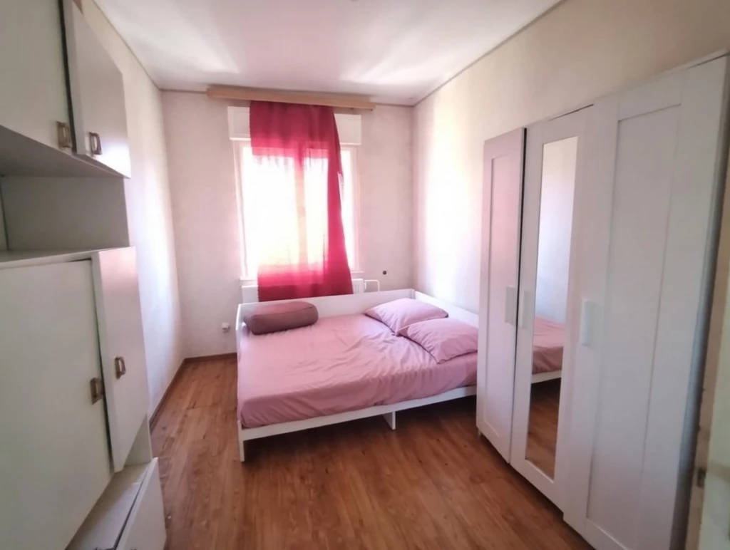 Tágas, többgenerációs családi ház hatalmas telekkel festői környezetben — Etesen, Salgótarján közelében!