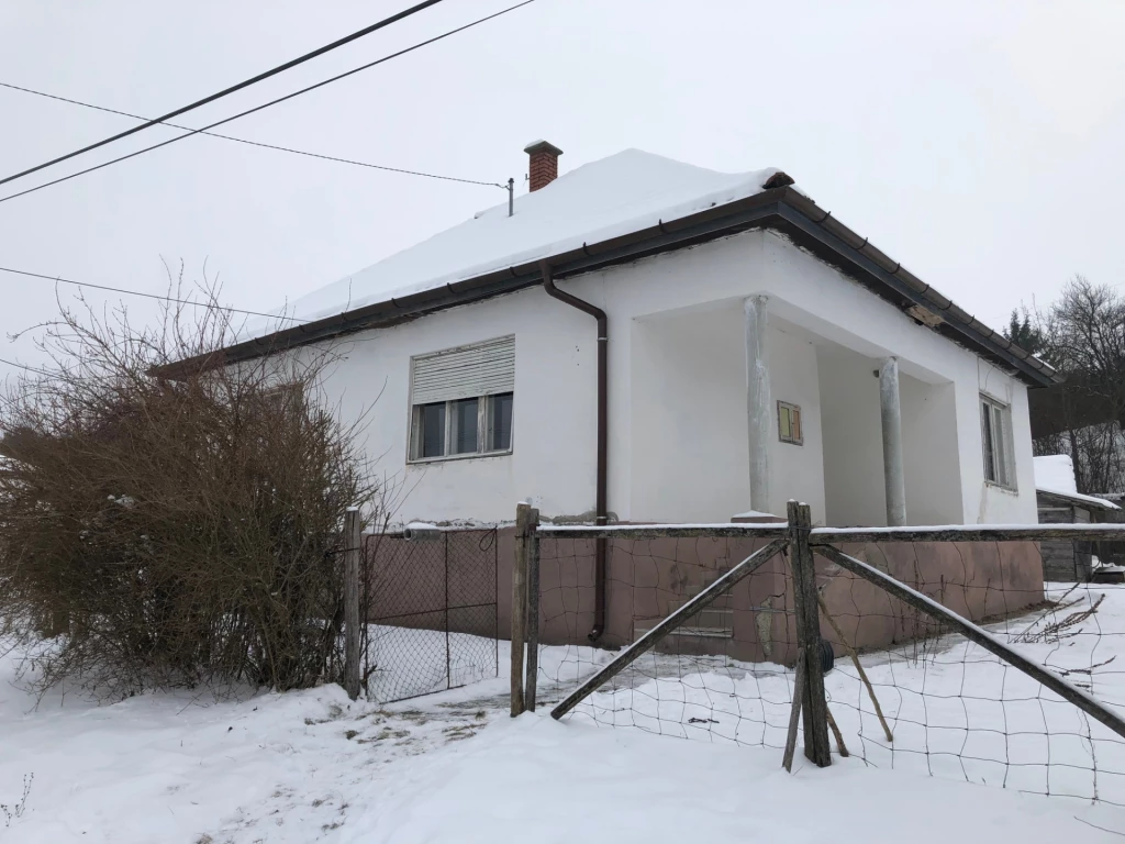 c3-1-name c2-1-name, Egyházasgerge