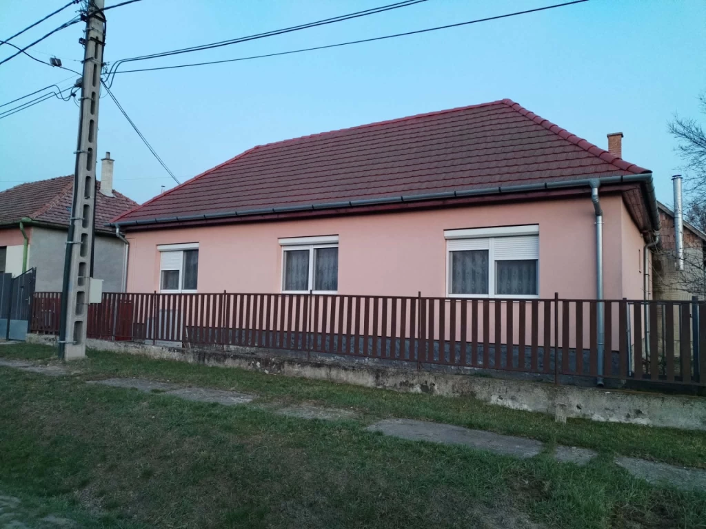 For sale house, Lőrinci