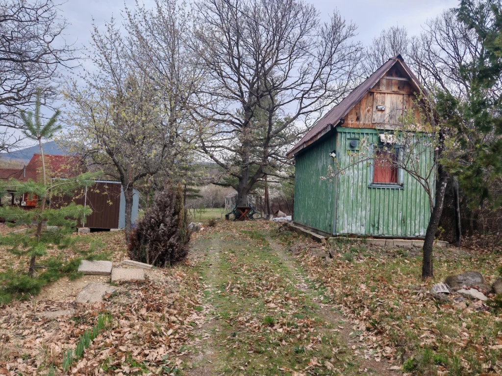 zártkerti telek Gyöngyöstarján
