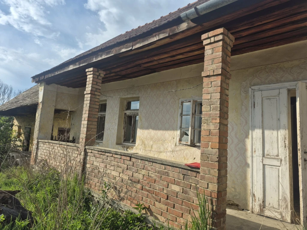 Eladó családi ház, Bátonyterenye