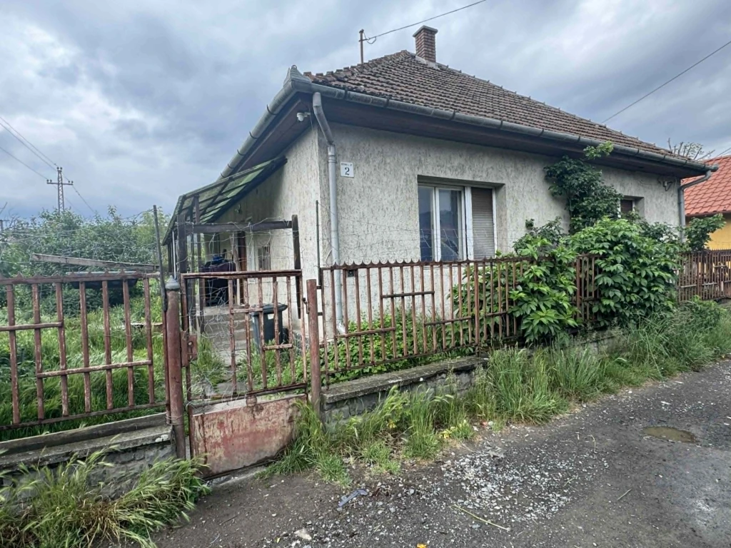 Eladó családi ház, Salgótarján