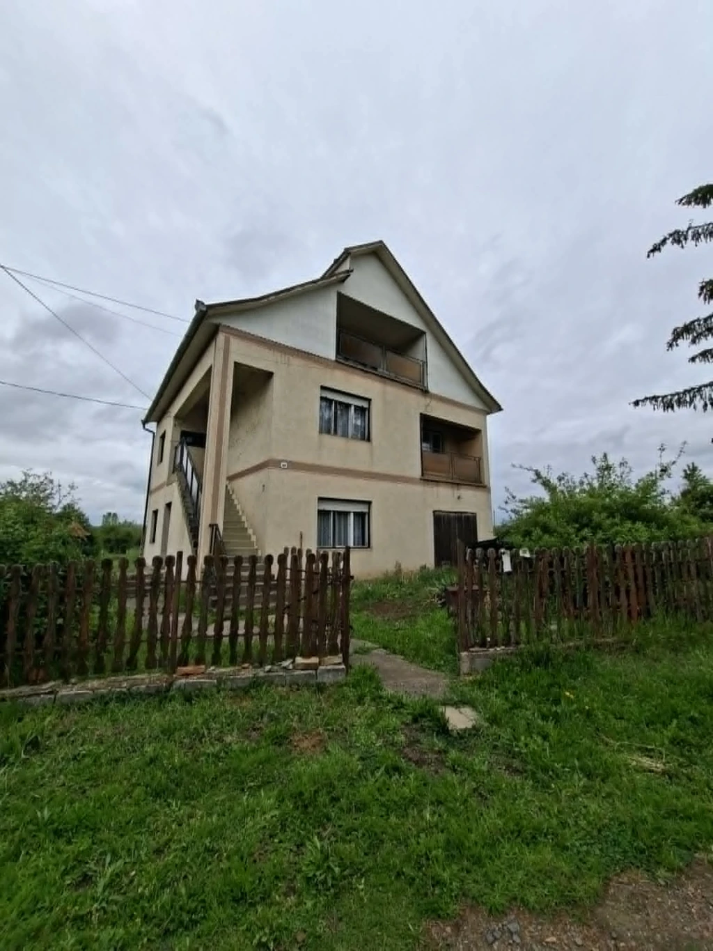 Eladó családi ház Bátonyterenye
