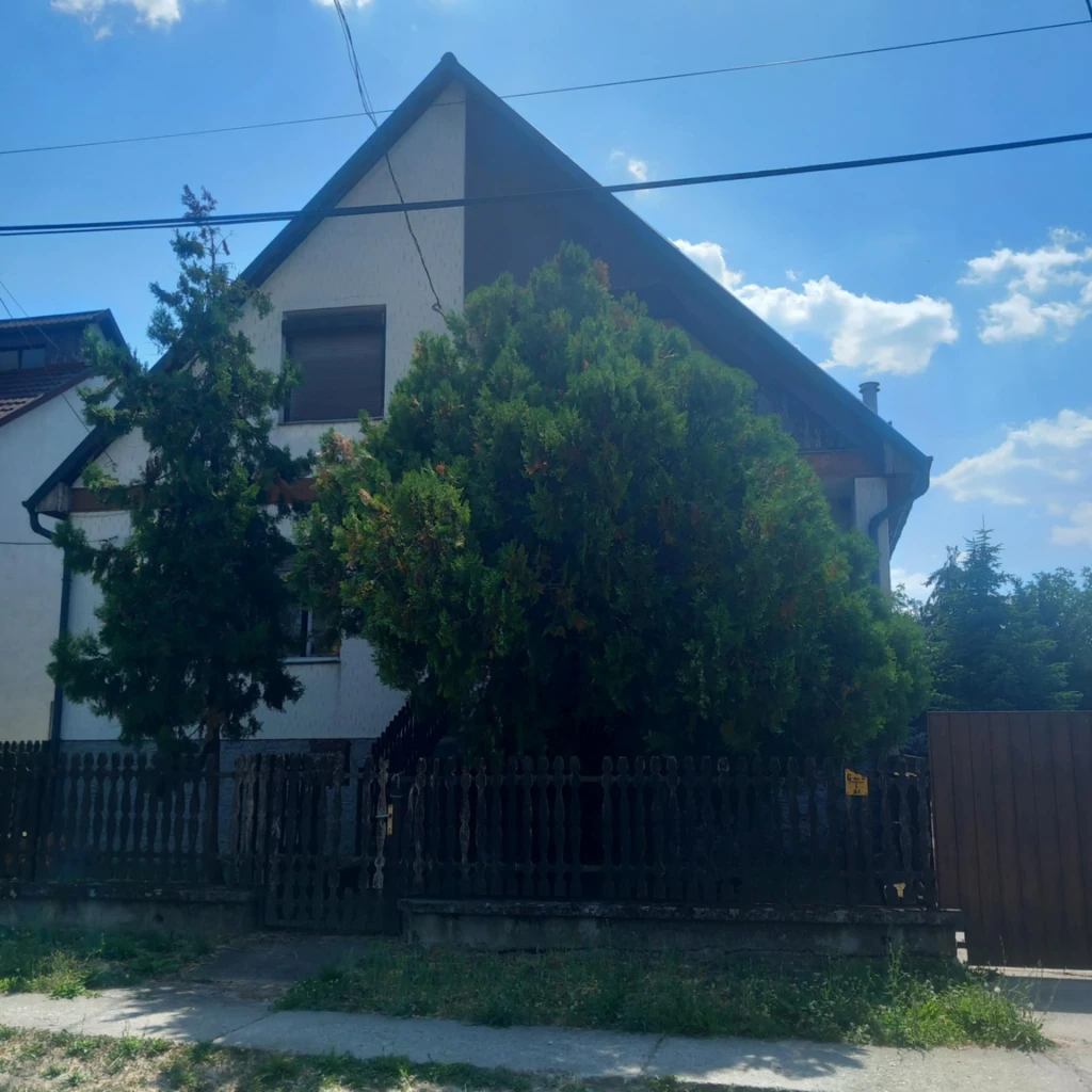 Ecsegen családi ház eladó