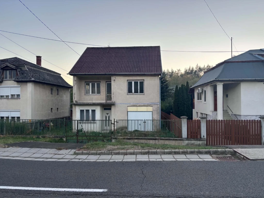 Eladó családi ház Zagyvarónán, a Zagyva úton – 119 m², 607 m²-es telekkel