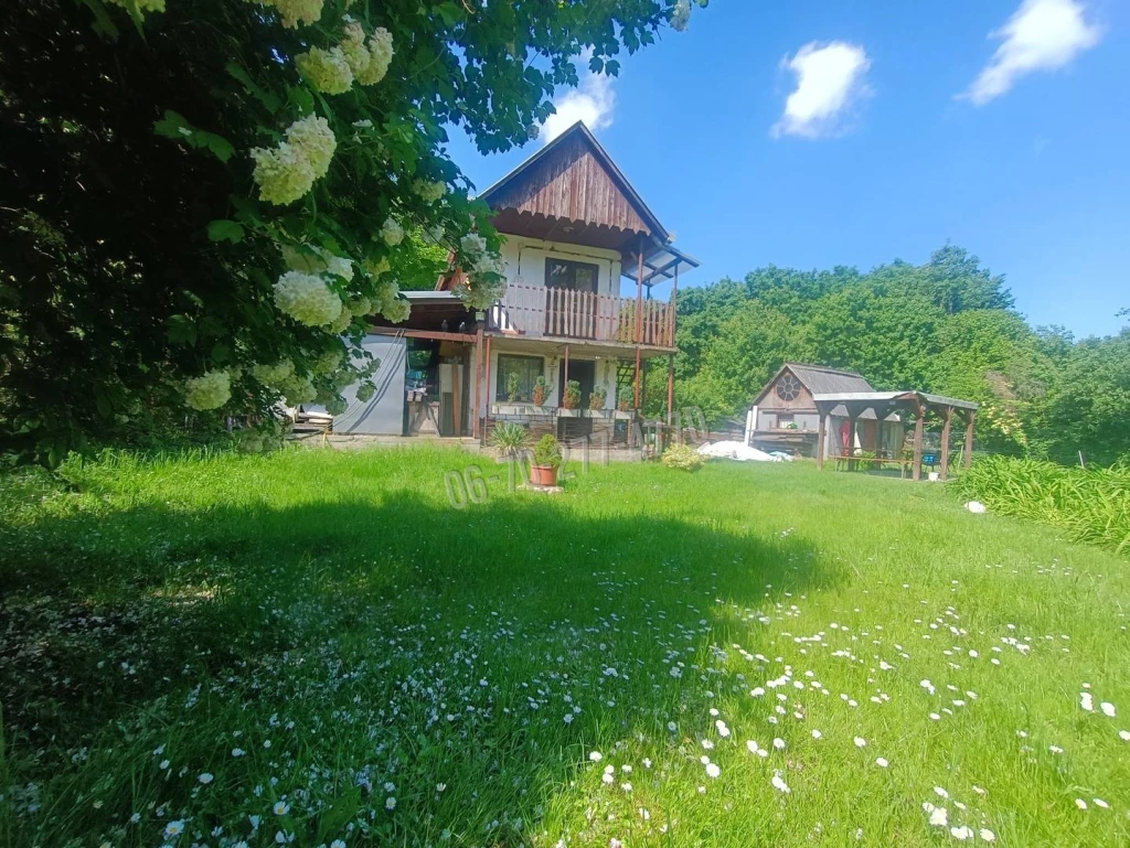 For sale holiday house, summer cottage, Oroszlány, Majkpuszta