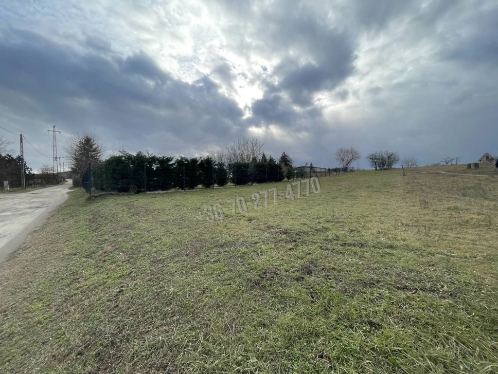 For sale building plot, Oroszlány, Falu