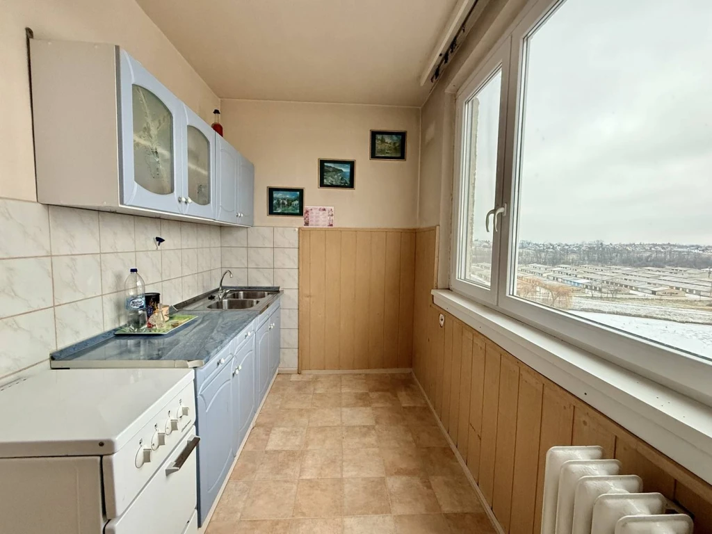 Eladó Panellakás, Oroszlány, Újváros, Népek barátsága utca, 62nm, 34000000 Ft