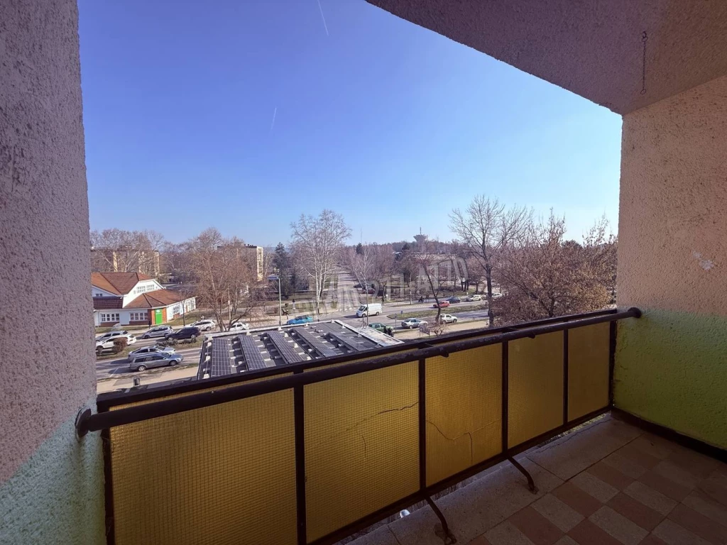 Eladó Társasházi lakás, Oroszlány, Újváros, Rákóczi Ferenc út, 54nm, 39990000 Ft