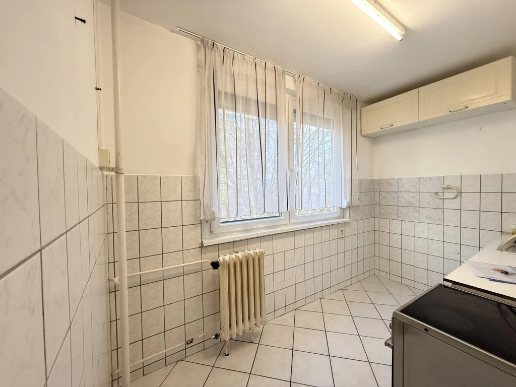 Eladó Panellakás, Oroszlány, Újváros, Bánki Donát utca, 63nm, 32900000 Ft