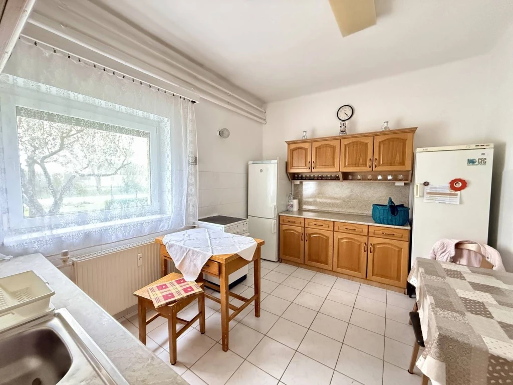 Eladó Sorház, Bokod, 6. utca, 89nm, 51900000 Ft