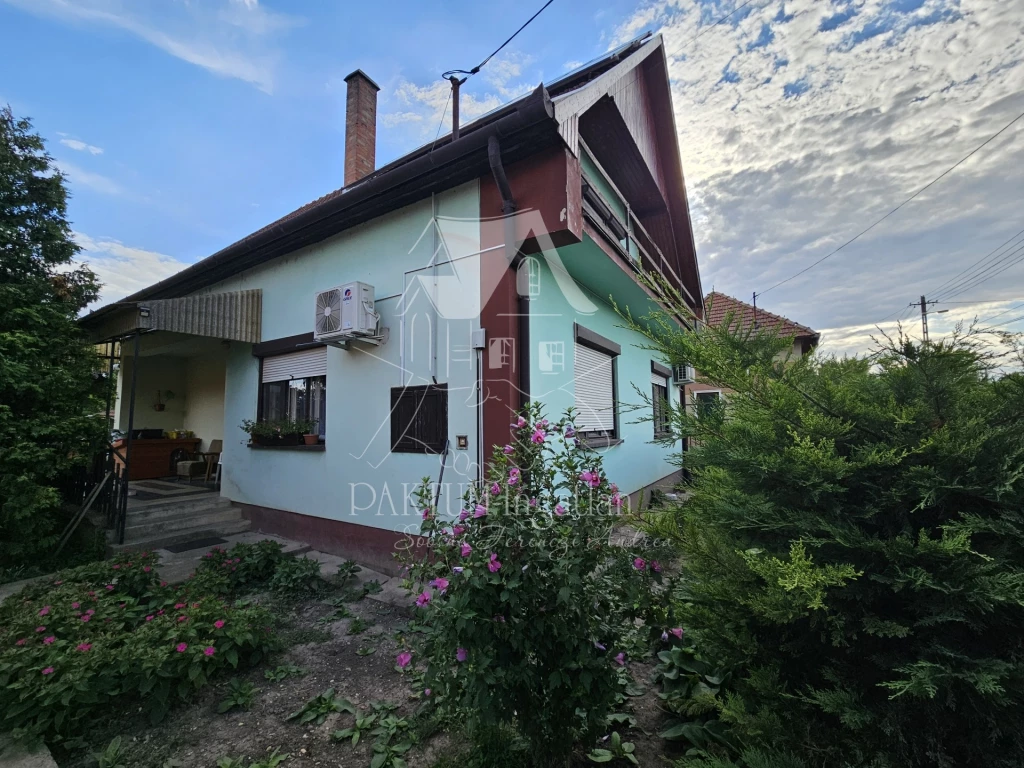For sale house, Tiszaföldvár