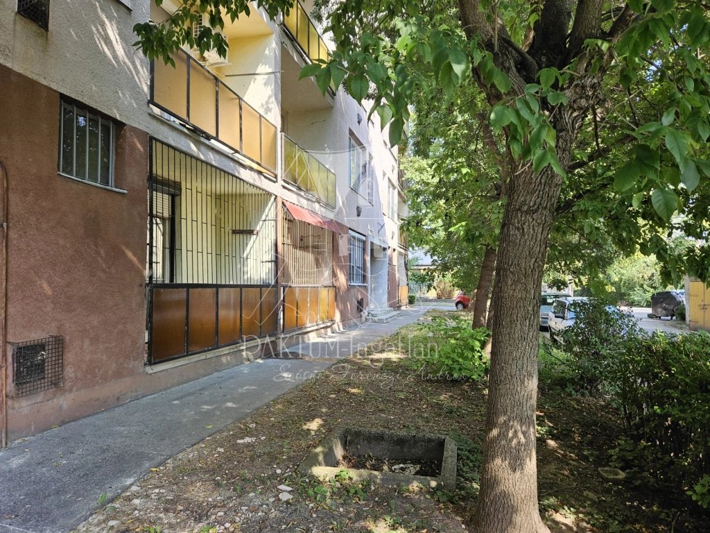 For sale brick flat, Szolnok