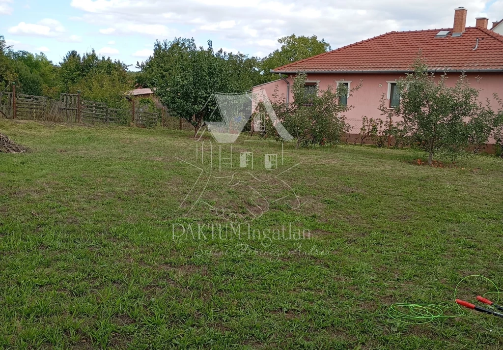 Eladó Telek, Szolnok 16.500.000 Ft