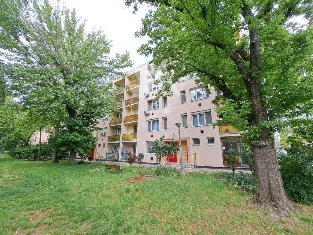 Eladó Lakás, Szolnok 32.000.000 Ft