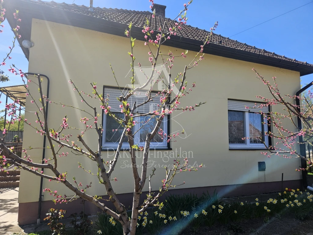 Eladó Ház, Cibakháza 30.000.000 Ft