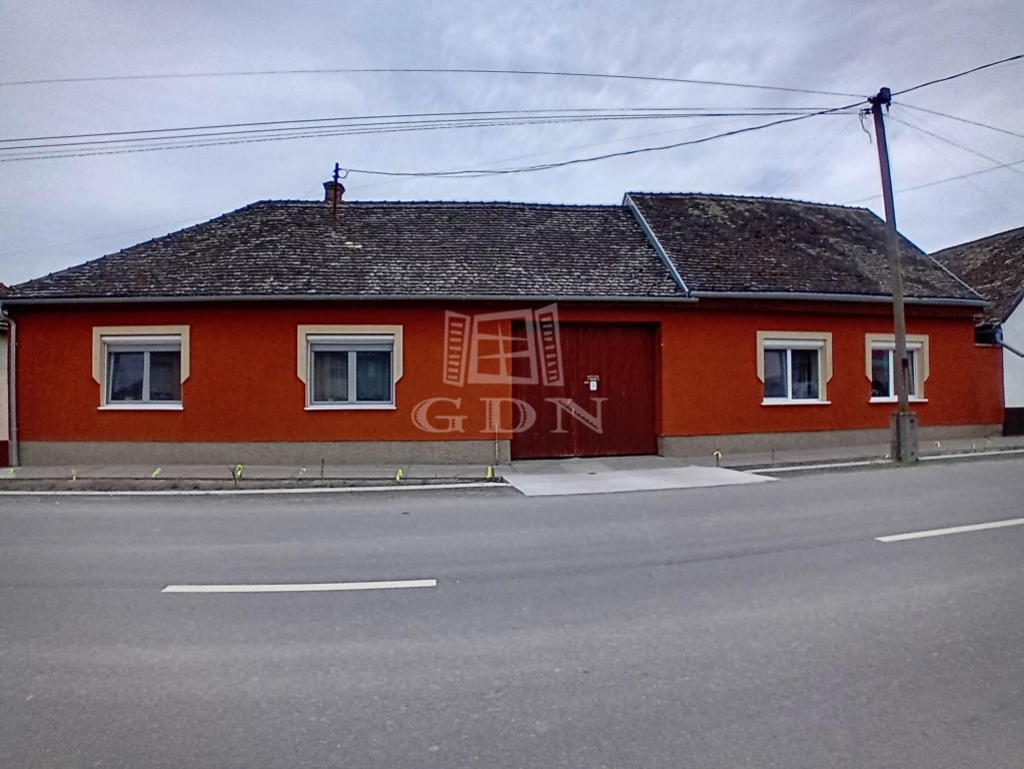 For sale house, Szeremle, Fő utca