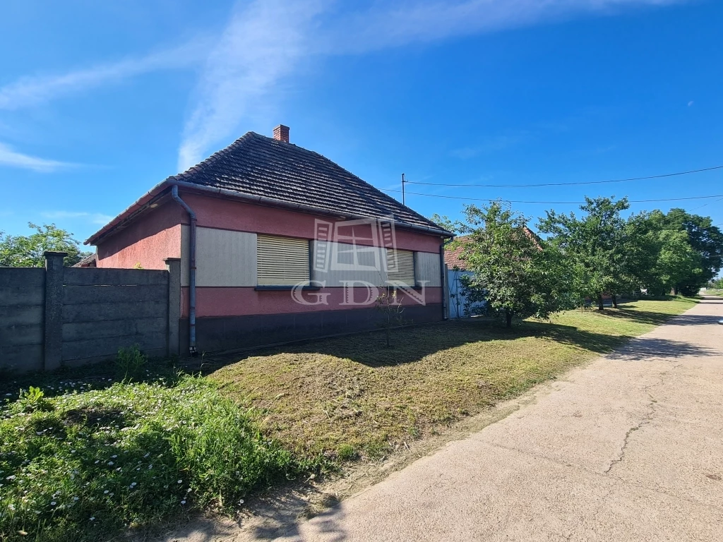 For sale house, Madaras, Mátyás király utca