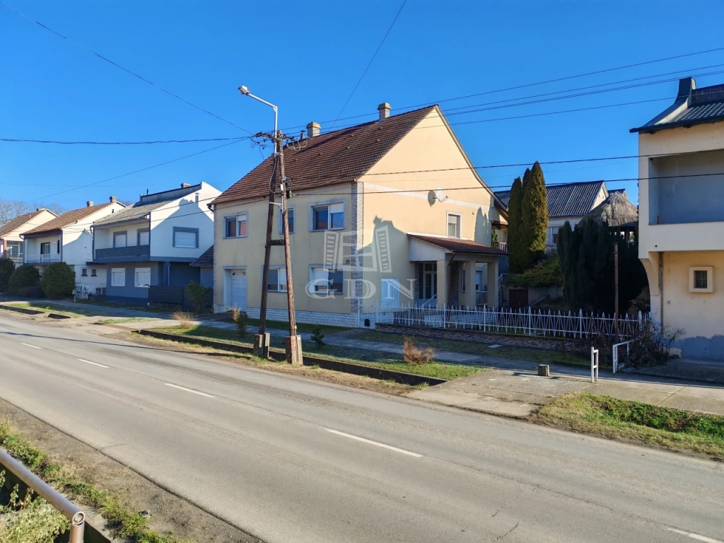 For sale house, Császártöltés, Keceli út