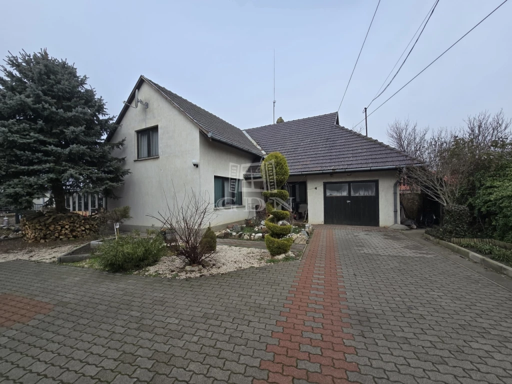 For sale house, Katymár, Május 1. tér