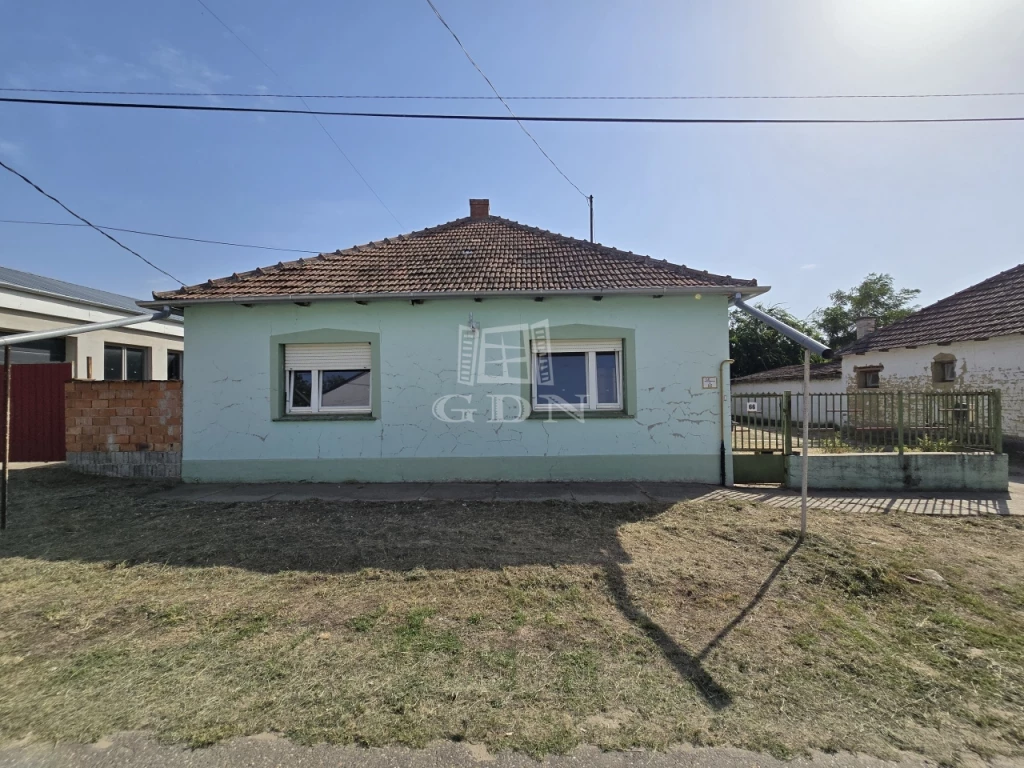 Eladó családi ház, Borota, Széchenyi István utca